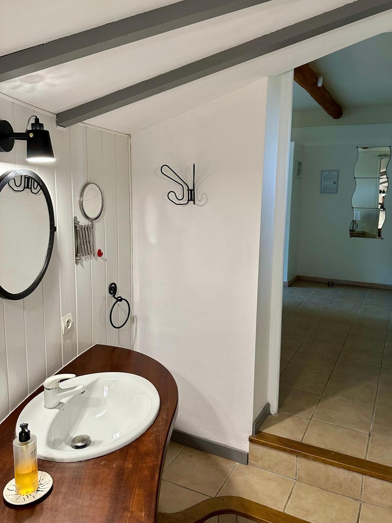 Hotel Pierres-Blanches Venasque Habitación foto